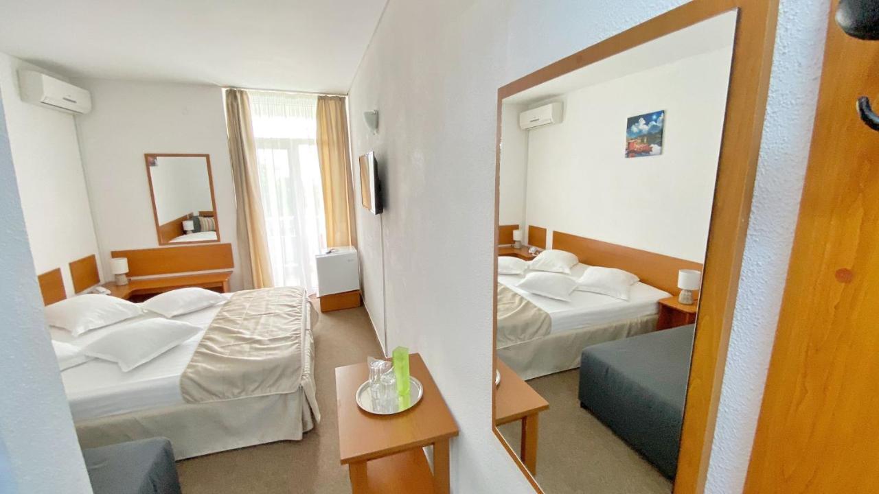 Hotel Decebal Neptun Exteriér fotografie